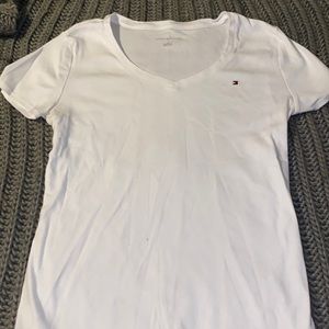 White Tommy Hilfiger tee